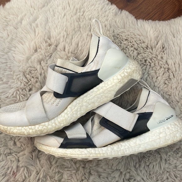 Adidas x Stella McCartney Collab UltraBoost - Picture 2 of 4
